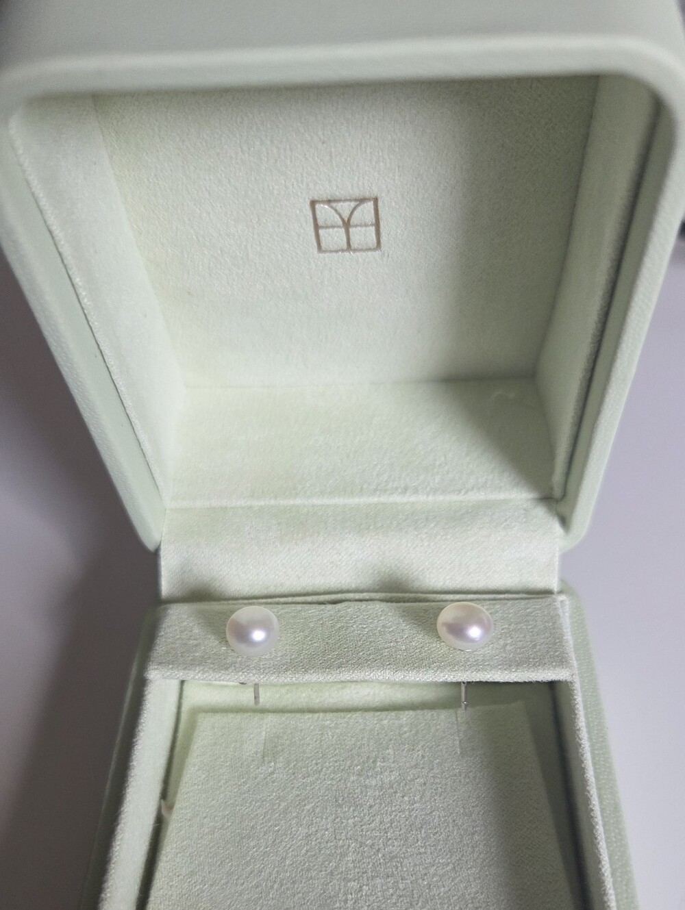 Michael Hill Elegant White Pearl Stud Earrings - Timeless Luster